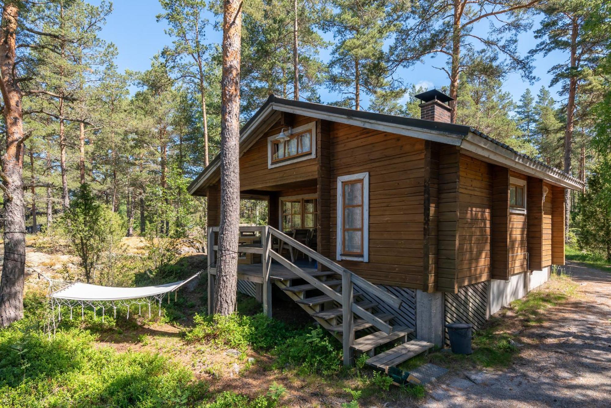 Pinetree Cottages Cozy Log Cabin Kalanti Экстерьер фото