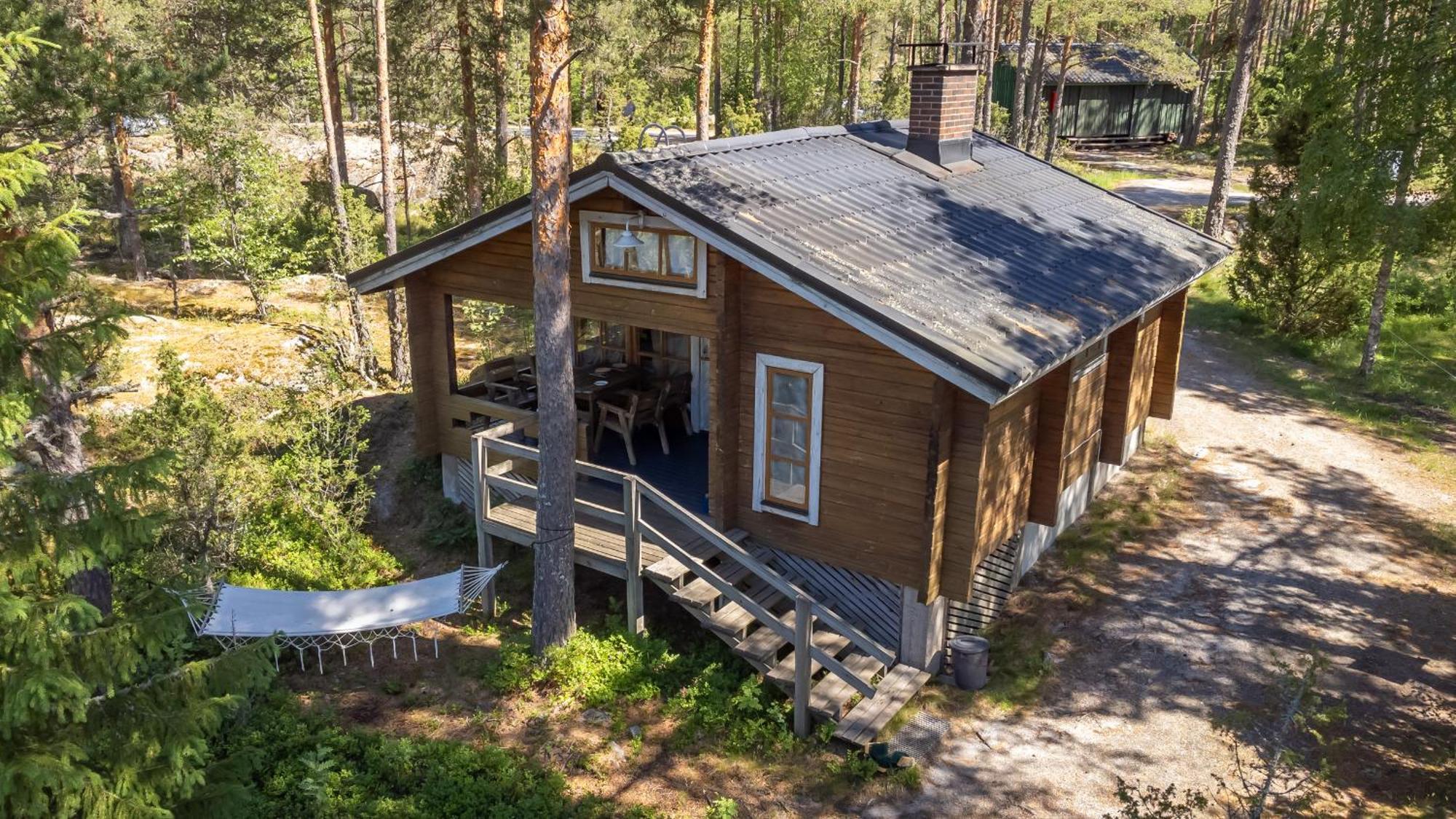 Pinetree Cottages Cozy Log Cabin Kalanti Экстерьер фото